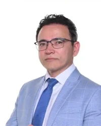 Dr Marcelo Ono